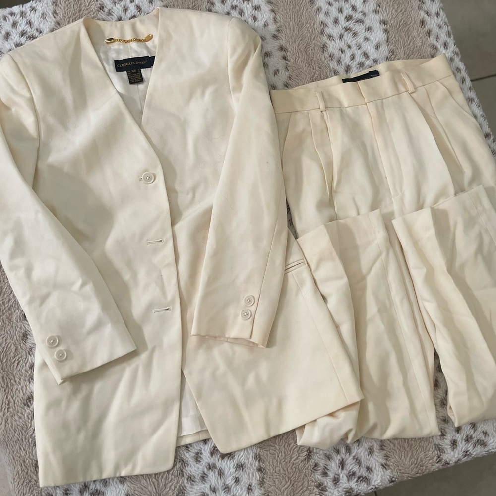 Giorgio Armani Cream Dress with 3/4 Cuffed Sleeves and Mandarin Collar